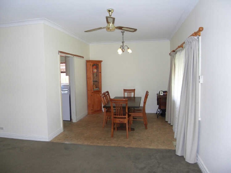 452 Douglas Road, Lavington NSW 2641