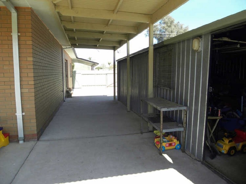 452 Douglas Road, Lavington NSW 2641