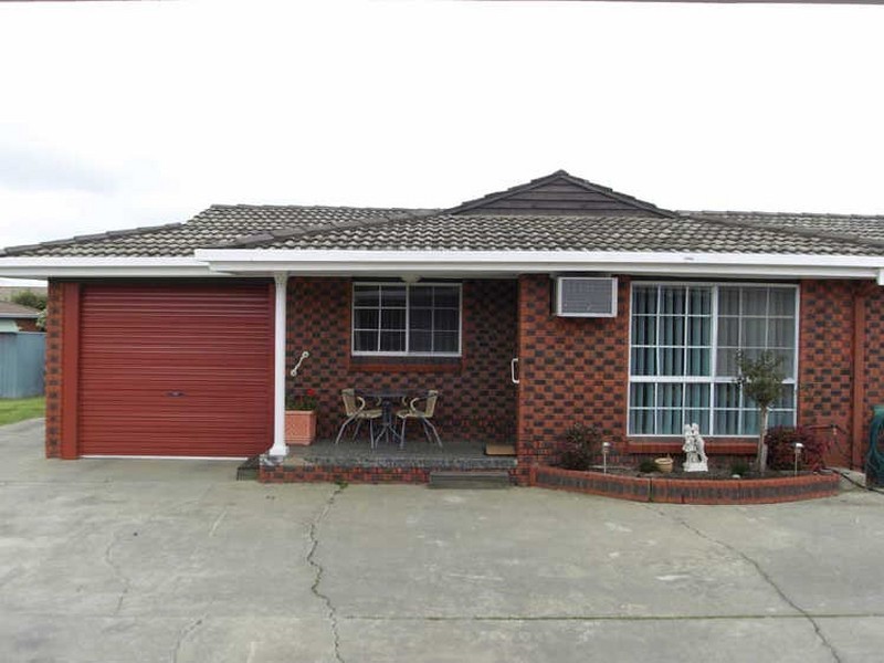 4/408 Kotthoff Street, Lavington NSW 2641