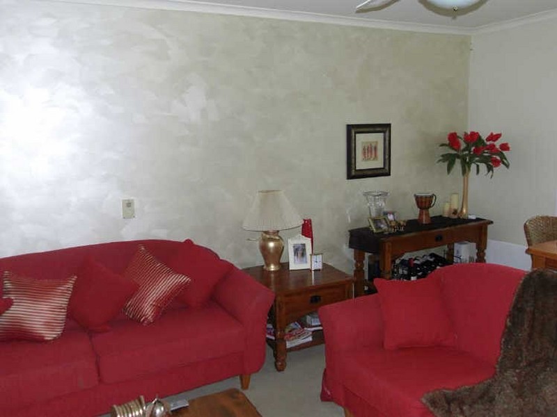 4/408 Kotthoff Street, Lavington NSW 2641