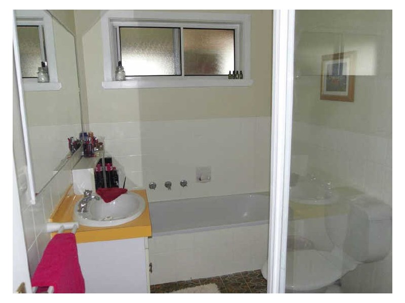 4/408 Kotthoff Street, Lavington NSW 2641