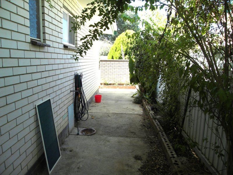 240 Kooba Street, Lavington NSW 2641