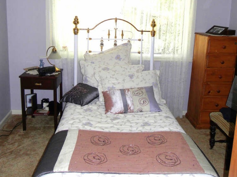 412 Griffith Road, Lavington NSW 2641