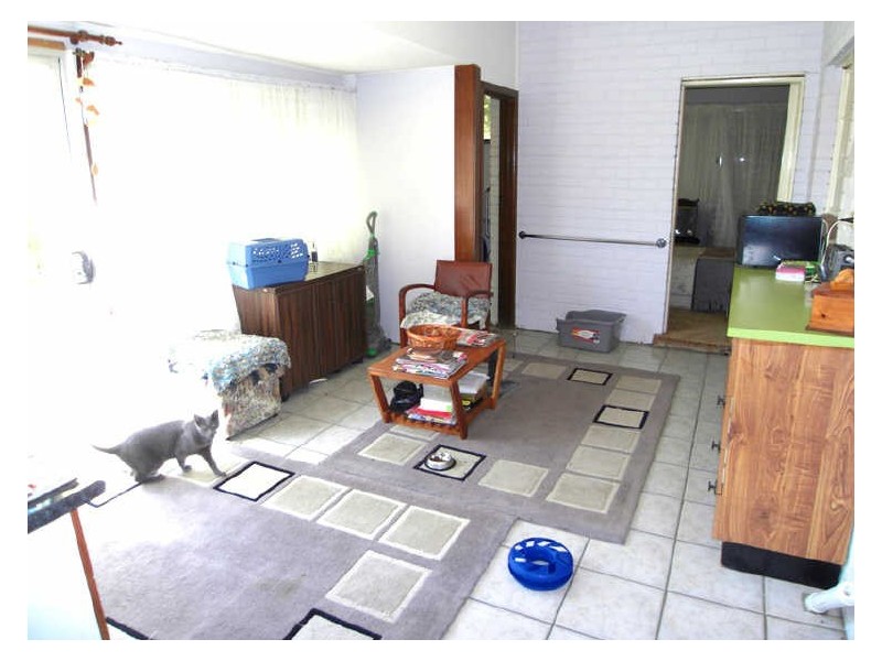 412 Griffith Road, Lavington NSW 2641