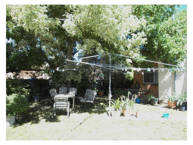 412 Griffith Road, Lavington NSW 2641