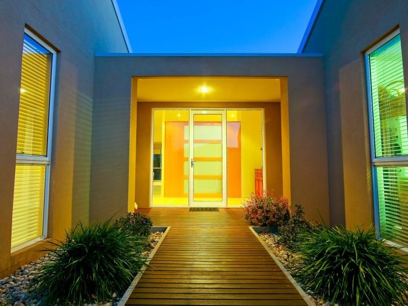37 Newton Circuit, Thurgoona NSW 2640