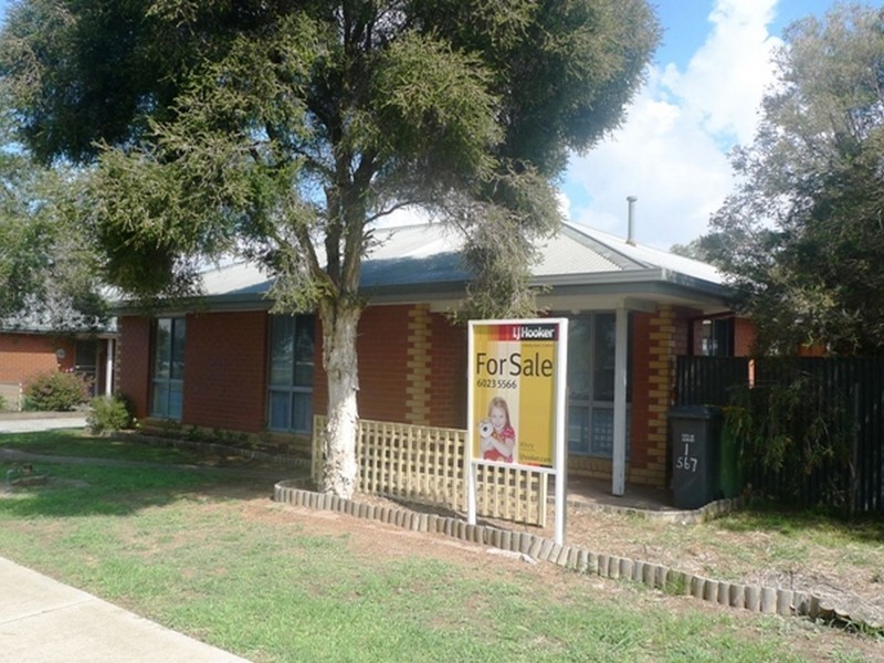 1/567 Webb Street, Lavington NSW 2641