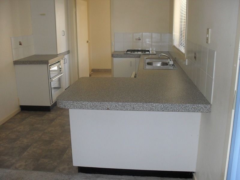 1/567 Webb Street, Lavington NSW 2641