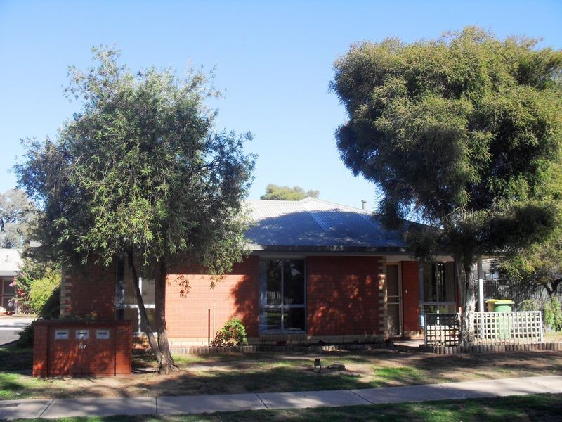 1/567 Webb Street, Lavington NSW 2641