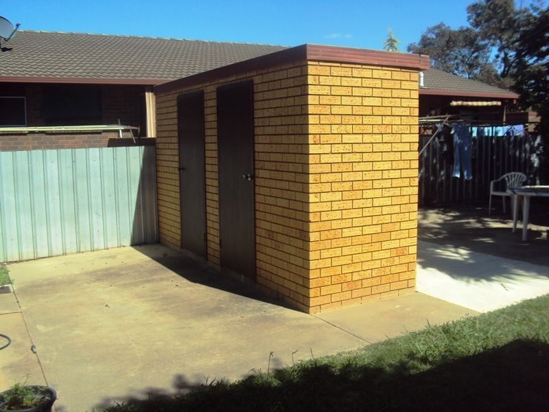 1/409 Griffith Road, Lavington NSW 2641