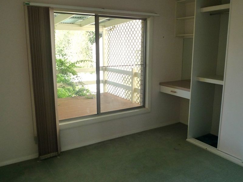 296 Highview Crescent, Lavington NSW 2641