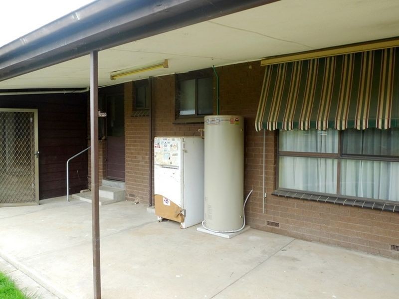 582 Prune Street, Lavington NSW 2641