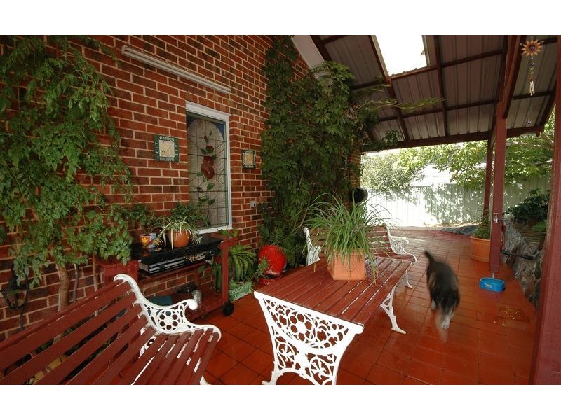 8 Harvey Court, Albury NSW 2640