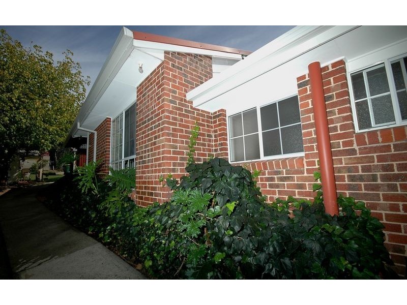 8 Harvey Court, Albury NSW 2640