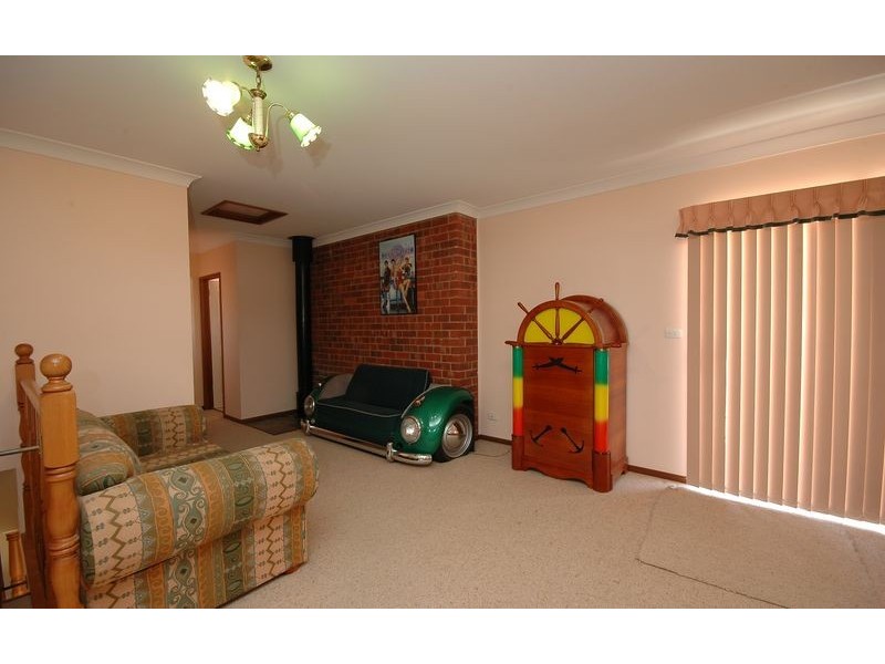 8 Harvey Court, Albury NSW 2640