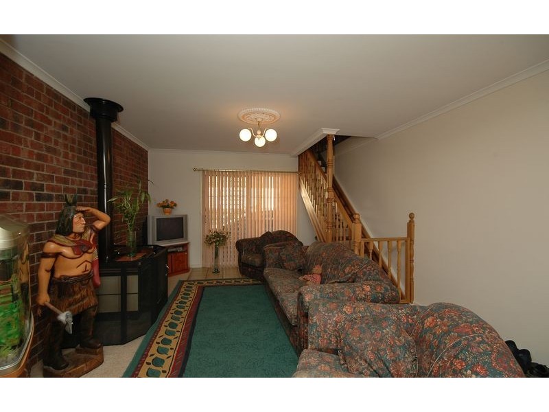 8 Harvey Court, Albury NSW 2640