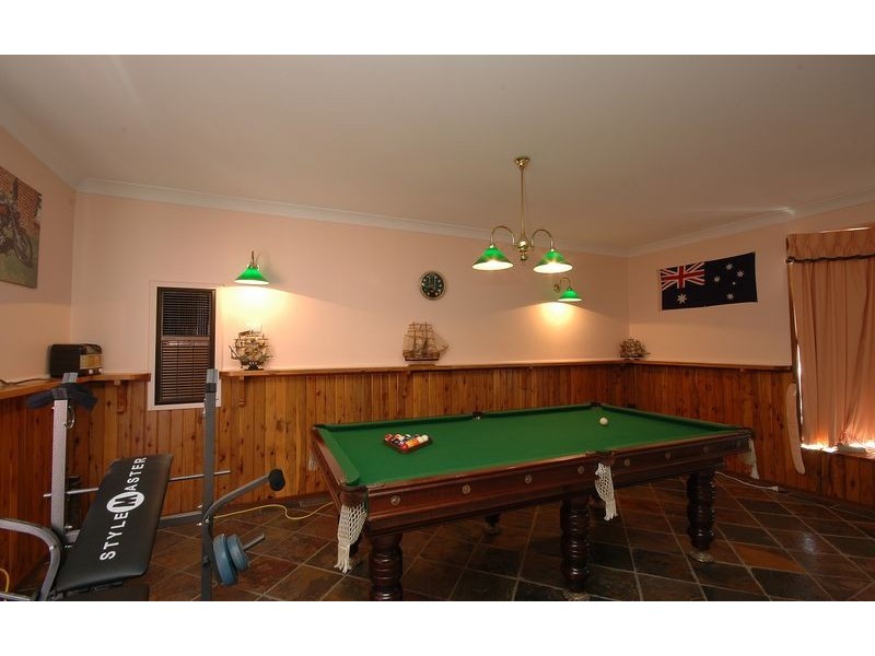 8 Harvey Court, Albury NSW 2640