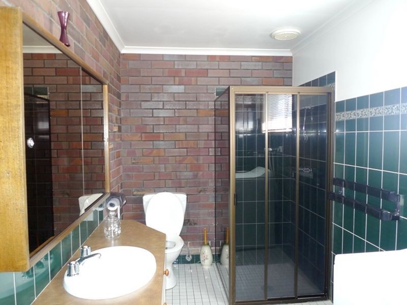 2/641 Keene Street, East Albury NSW 2640