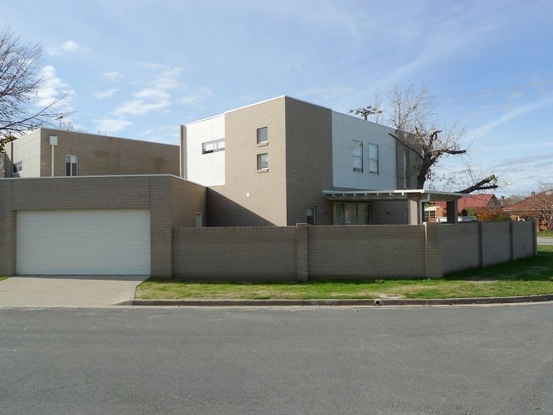 657 Sackville St, Albury NSW 2640