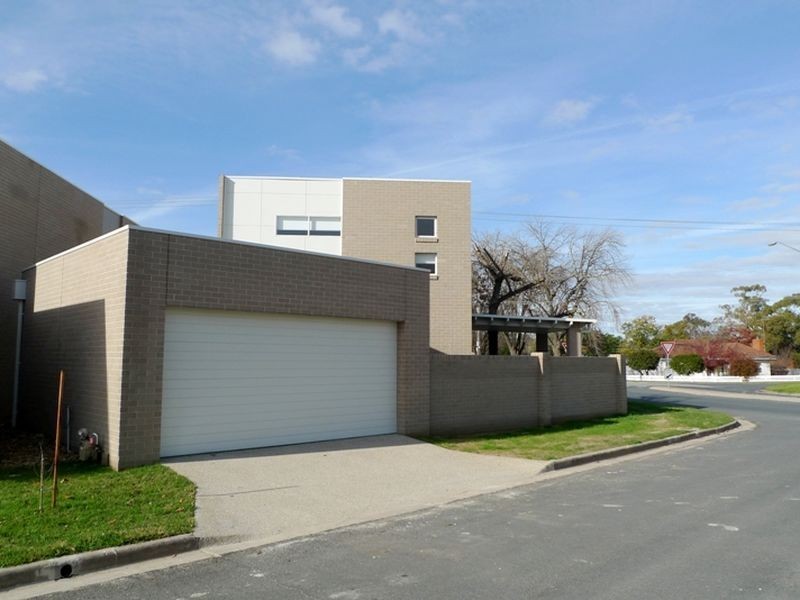 657 Sackville St, Albury NSW 2640