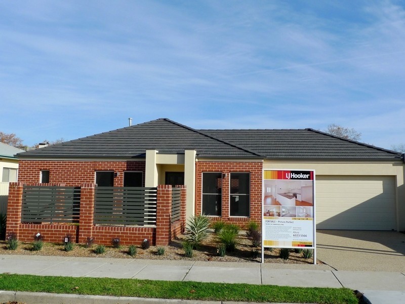 1/407 Macauley Street, Albury NSW 2640