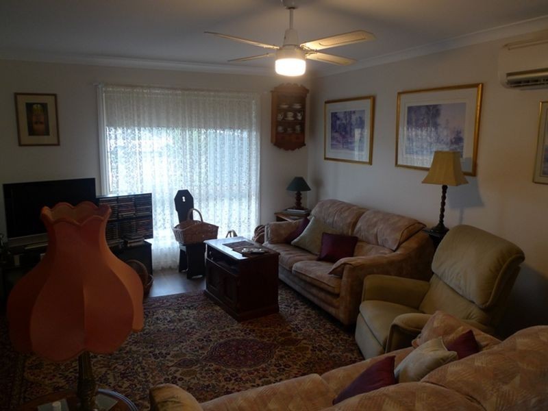 3 Gabrielle Crt, Lavington NSW 2641