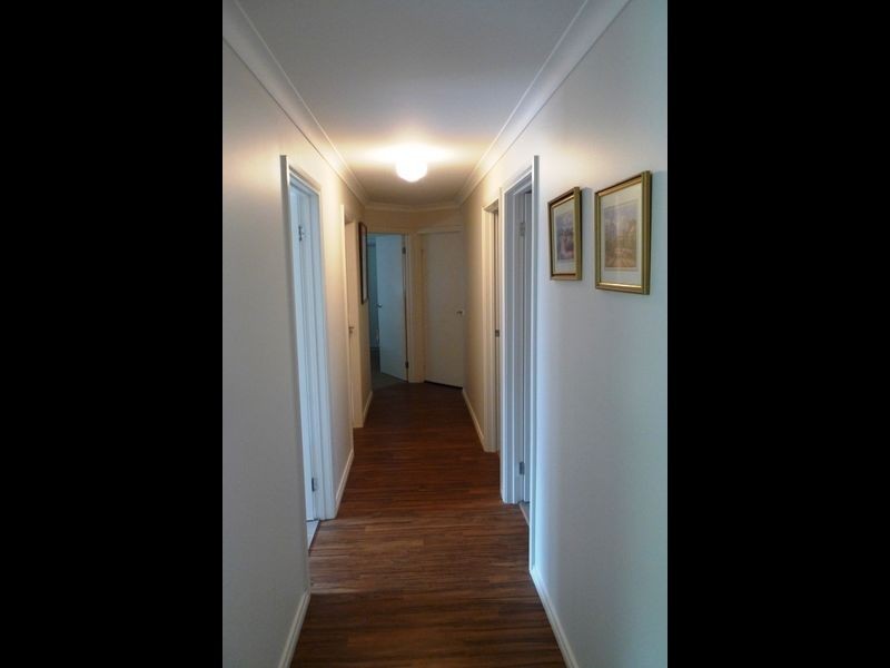 3 Gabrielle Crt, Lavington NSW 2641