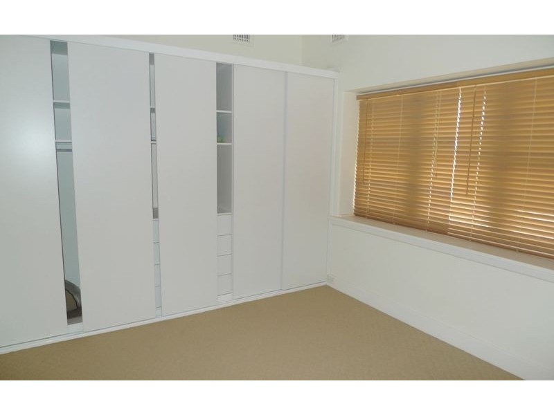332 Ampleforth Street, East Albury NSW 2640