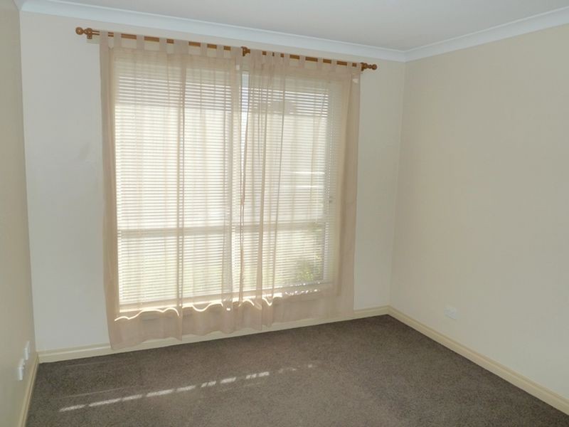 711A Centaur Road, Lavington NSW 2641