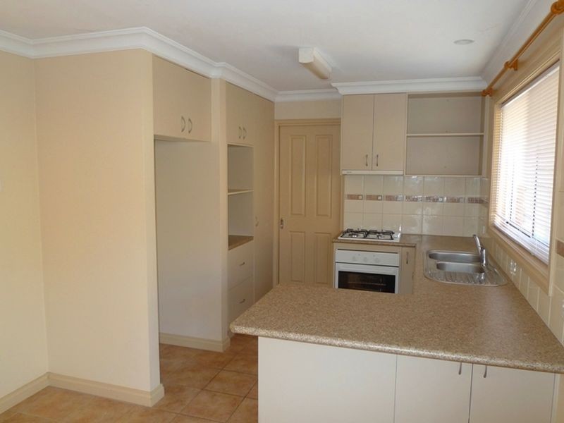 711A Centaur Road, Lavington NSW 2641
