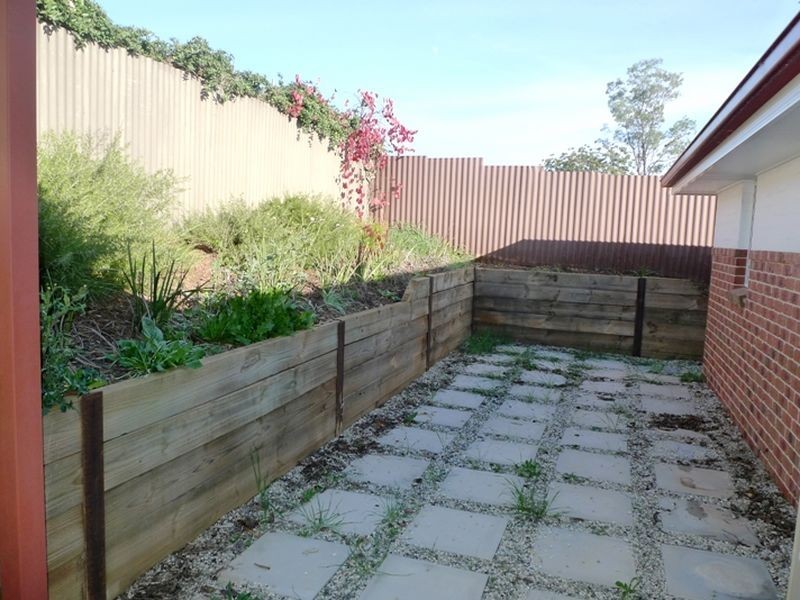 711A Centaur Road, Lavington NSW 2641