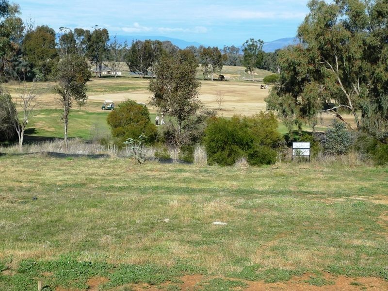 64 Fairway Gardens Road, Thurgoona NSW 2640