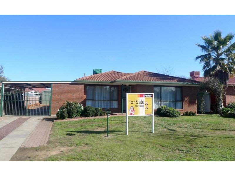533 Daly Street, Lavington NSW 2641