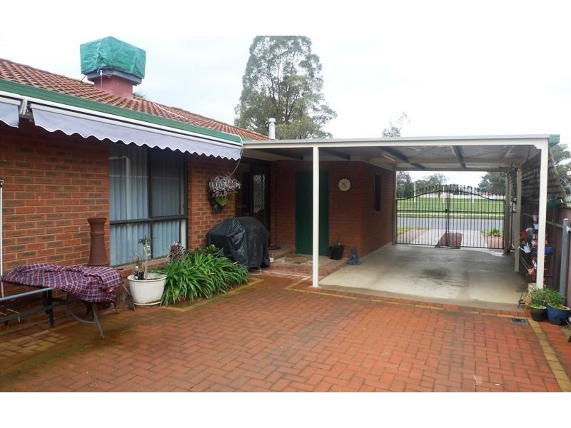 533 Daly Street, Lavington NSW 2641
