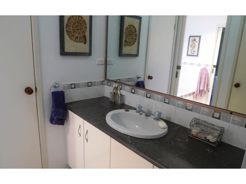 533 Daly Street, Lavington NSW 2641