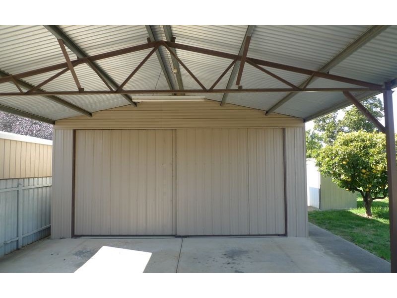 1074 Wingara Street, North Albury NSW 2640