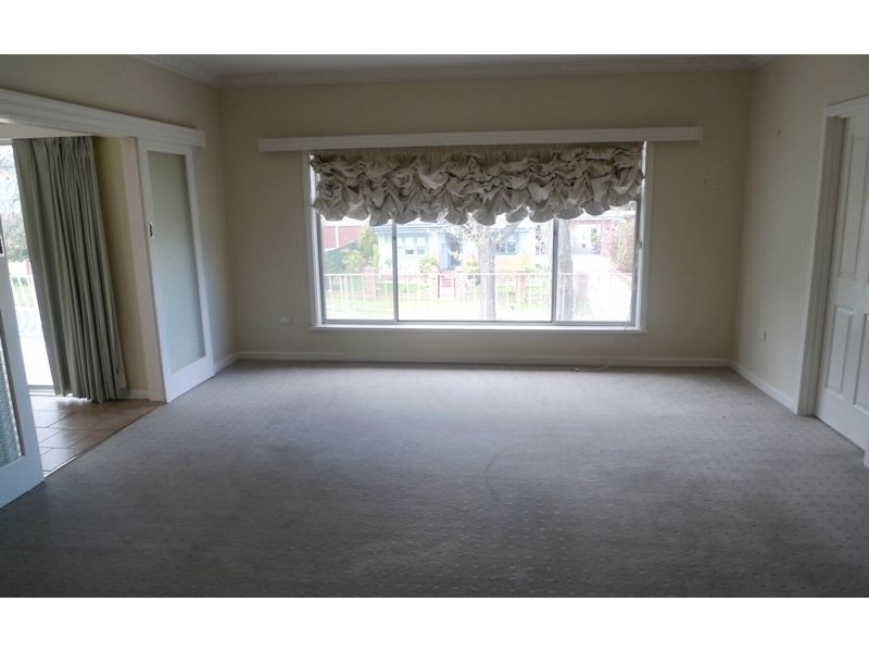 1/300 Norfolk Street, East Albury NSW 2640