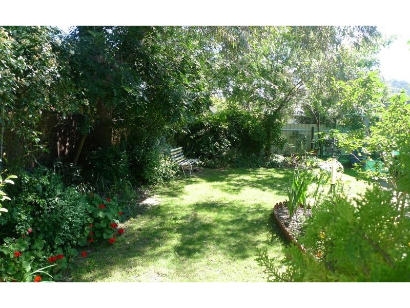 20 Goolagar Crescent, Lavington NSW 2641