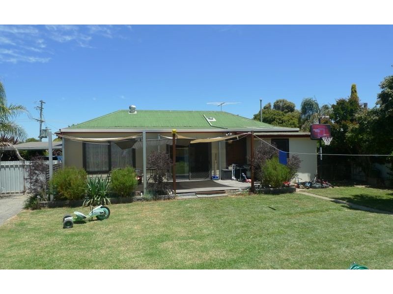 528 Comans Avenue, Lavington NSW 2641
