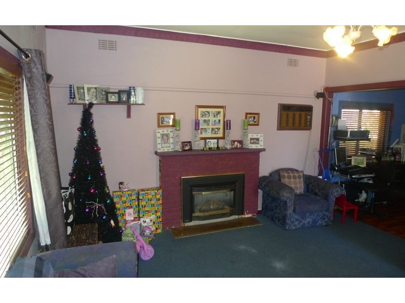 528 Comans Avenue, Lavington NSW 2641