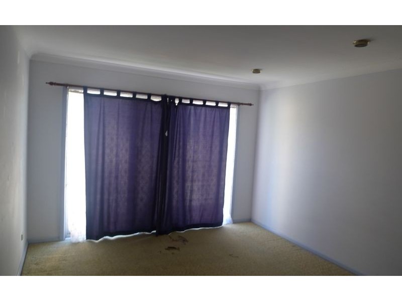 576 Lyne Street, Lavington NSW 2641