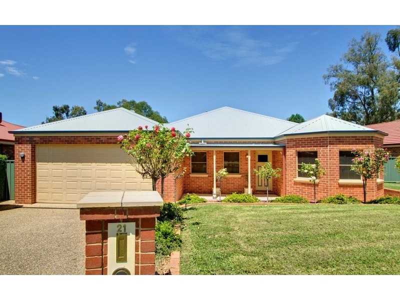 21 The Grove, Thurgoona NSW 2640