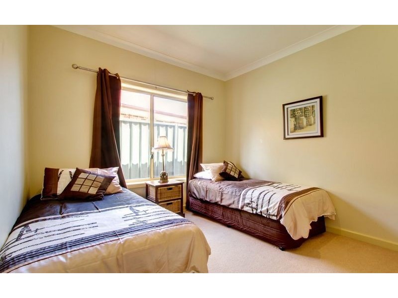 21 The Grove, Thurgoona NSW 2640