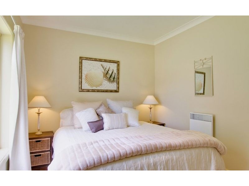 21 The Grove, Thurgoona NSW 2640