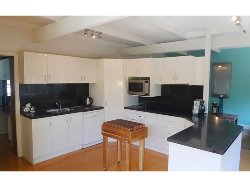 695 Yambla Avenue, Albury NSW 2640