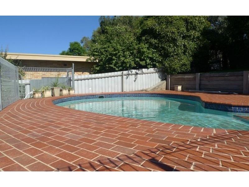 695 Yambla Avenue, Albury NSW 2640