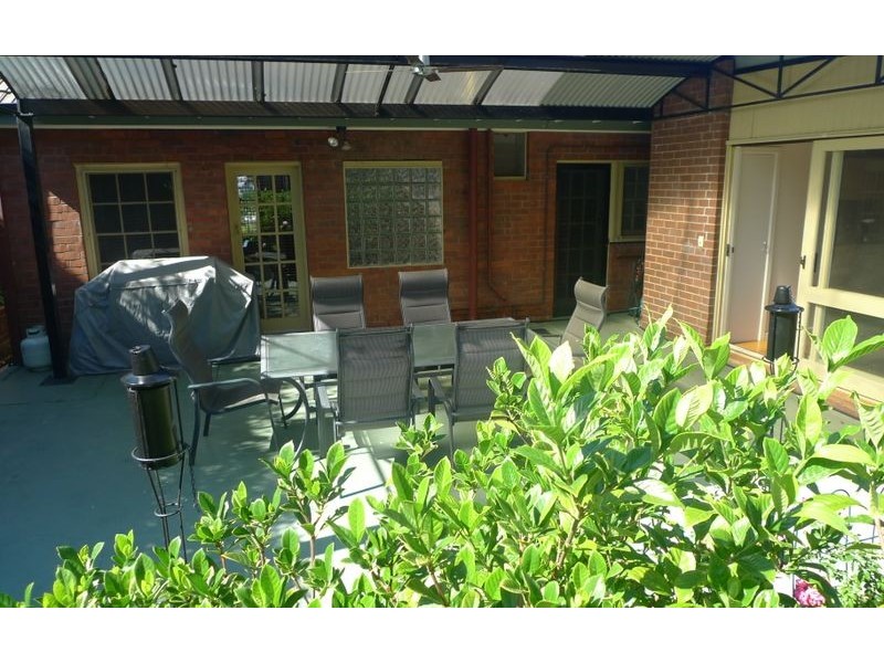 695 Yambla Avenue, Albury NSW 2640