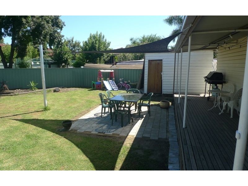 965 Captain Cook Drive, North Albury NSW 2640