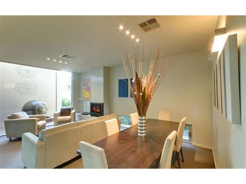 360 David Street, Albury NSW 2640