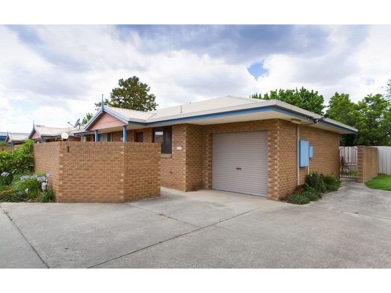 1/252 Olive Street, Albury NSW 2640
